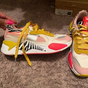 Puma sneakers